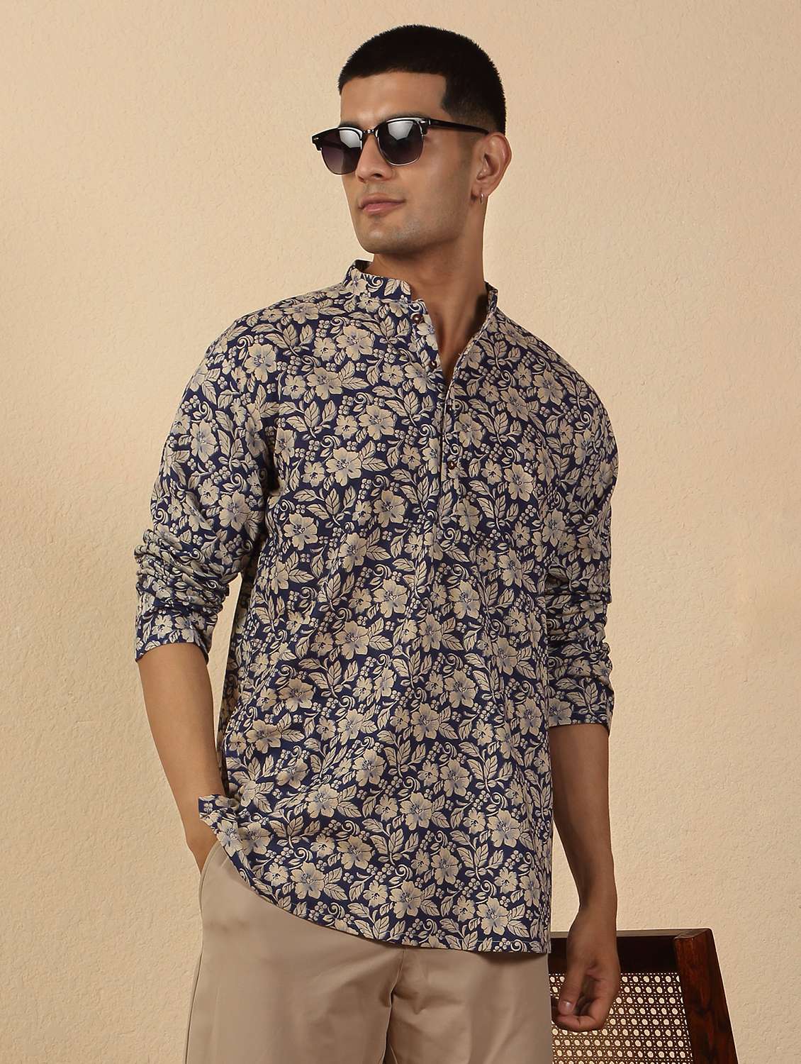 men printed mandarin neck short kurta
