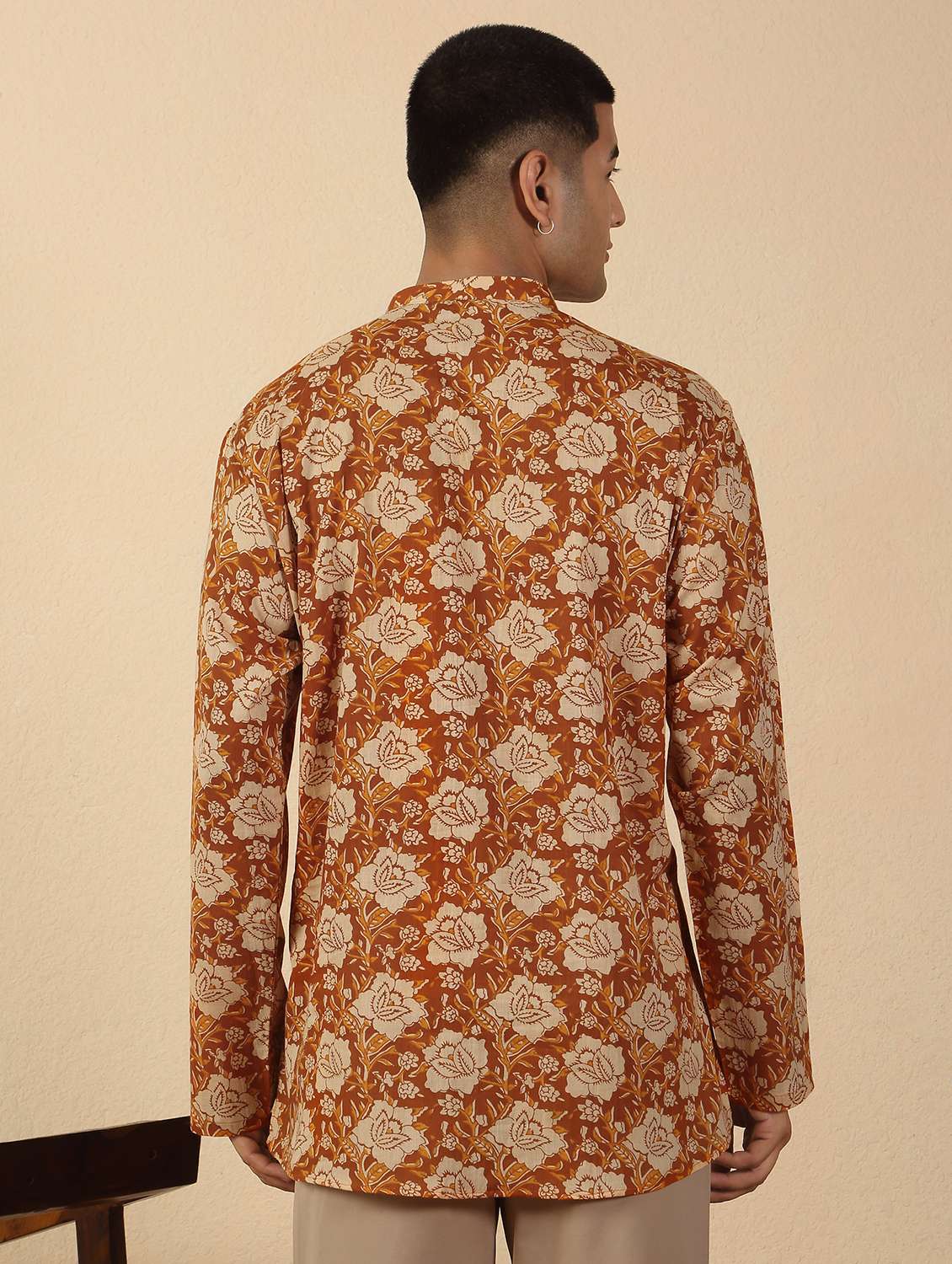 men printed mandarin neck short kurta - 22619211 -  Standard Image - 4
