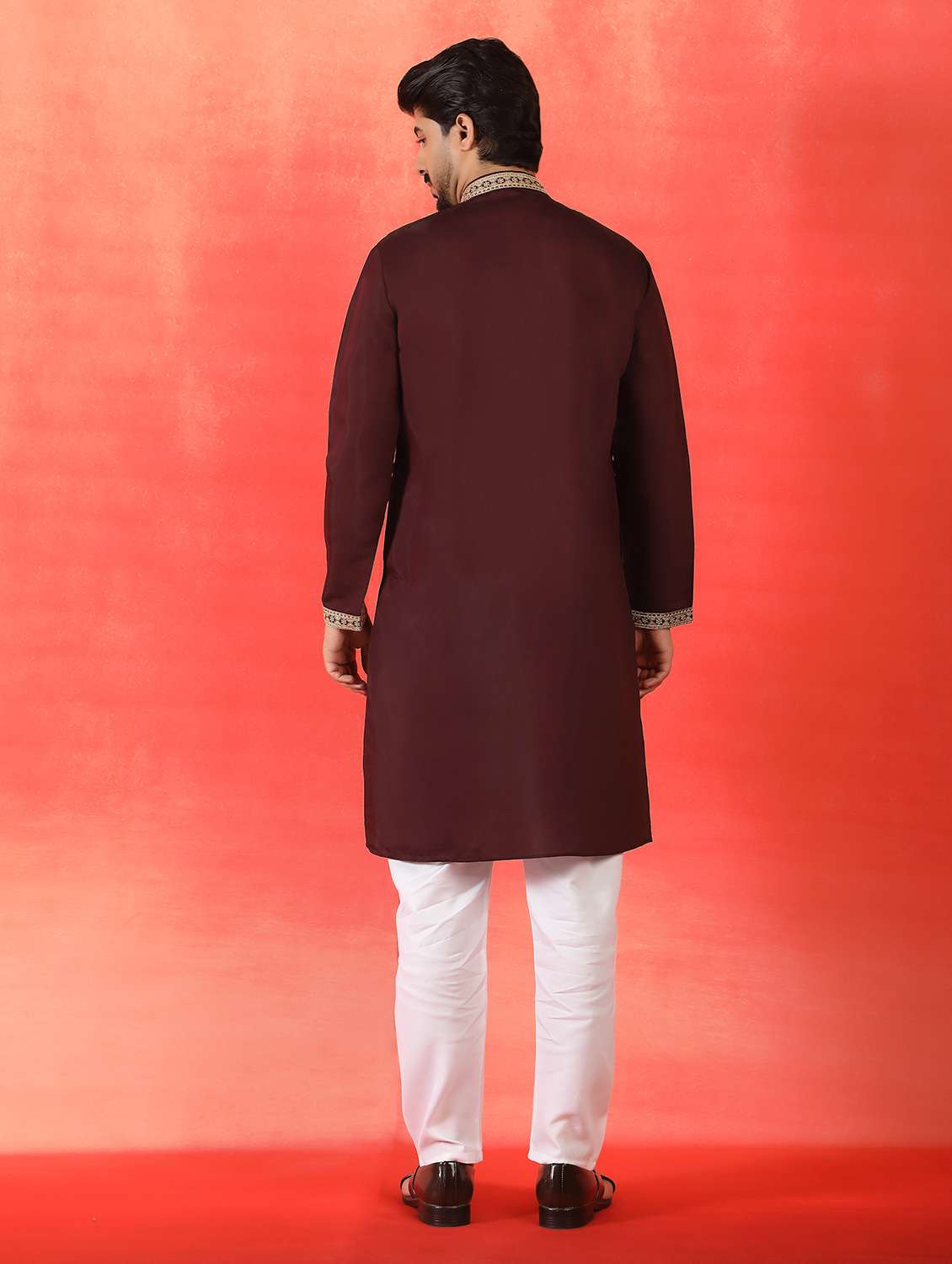 men solid with work mandarin neck long kurta - 22619257 -  Standard Image - 4