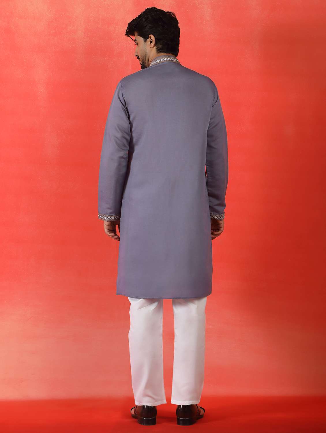 men solid with work mandarin neck long kurta - 22619268 -  Standard Image - 4