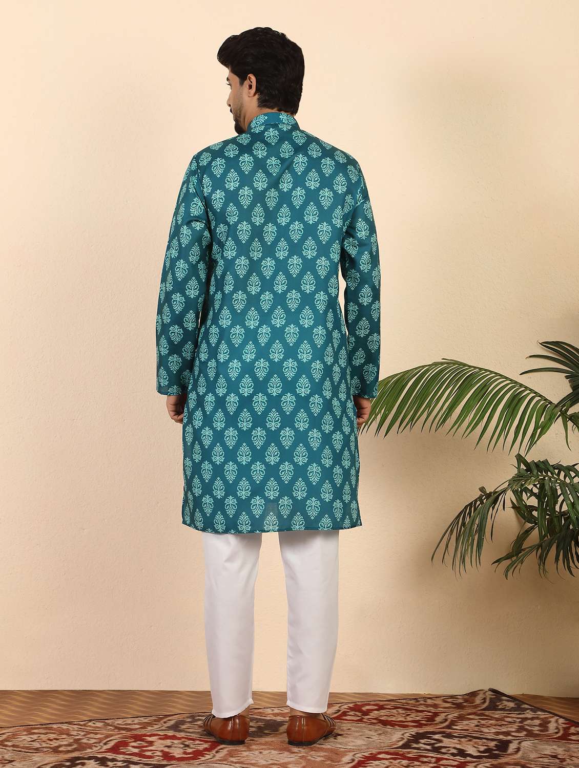 men printed mandarin neck long kurta - 22619271 -  Standard Image - 4