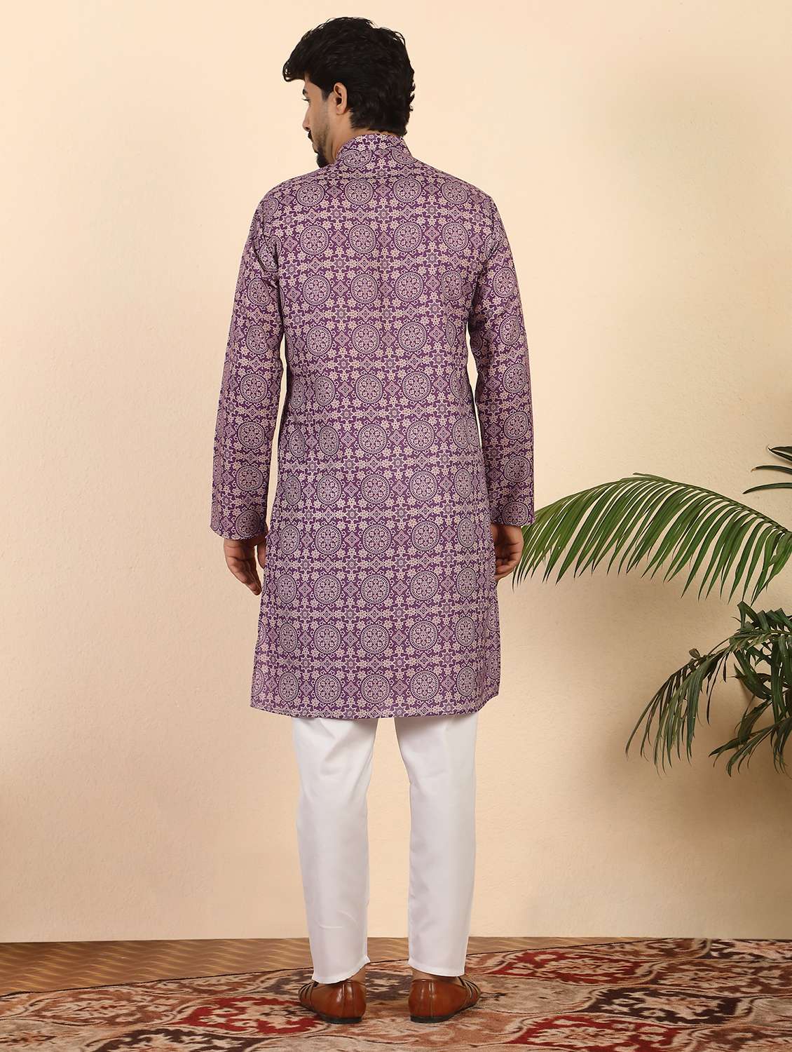 men printed mandarin neck long kurta - 22619275 -  Standard Image - 4