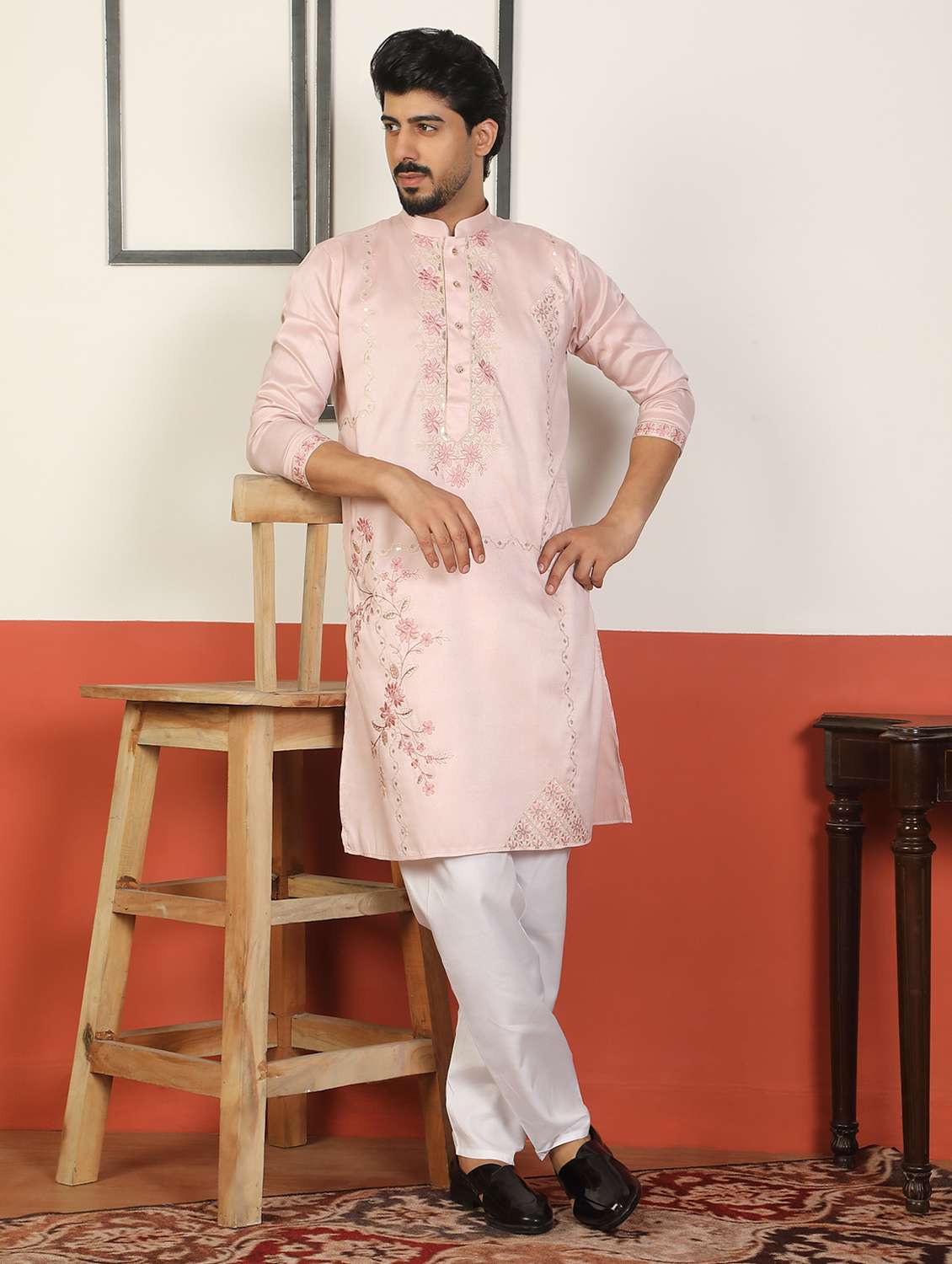 men embroidered mandarin neck long kurta