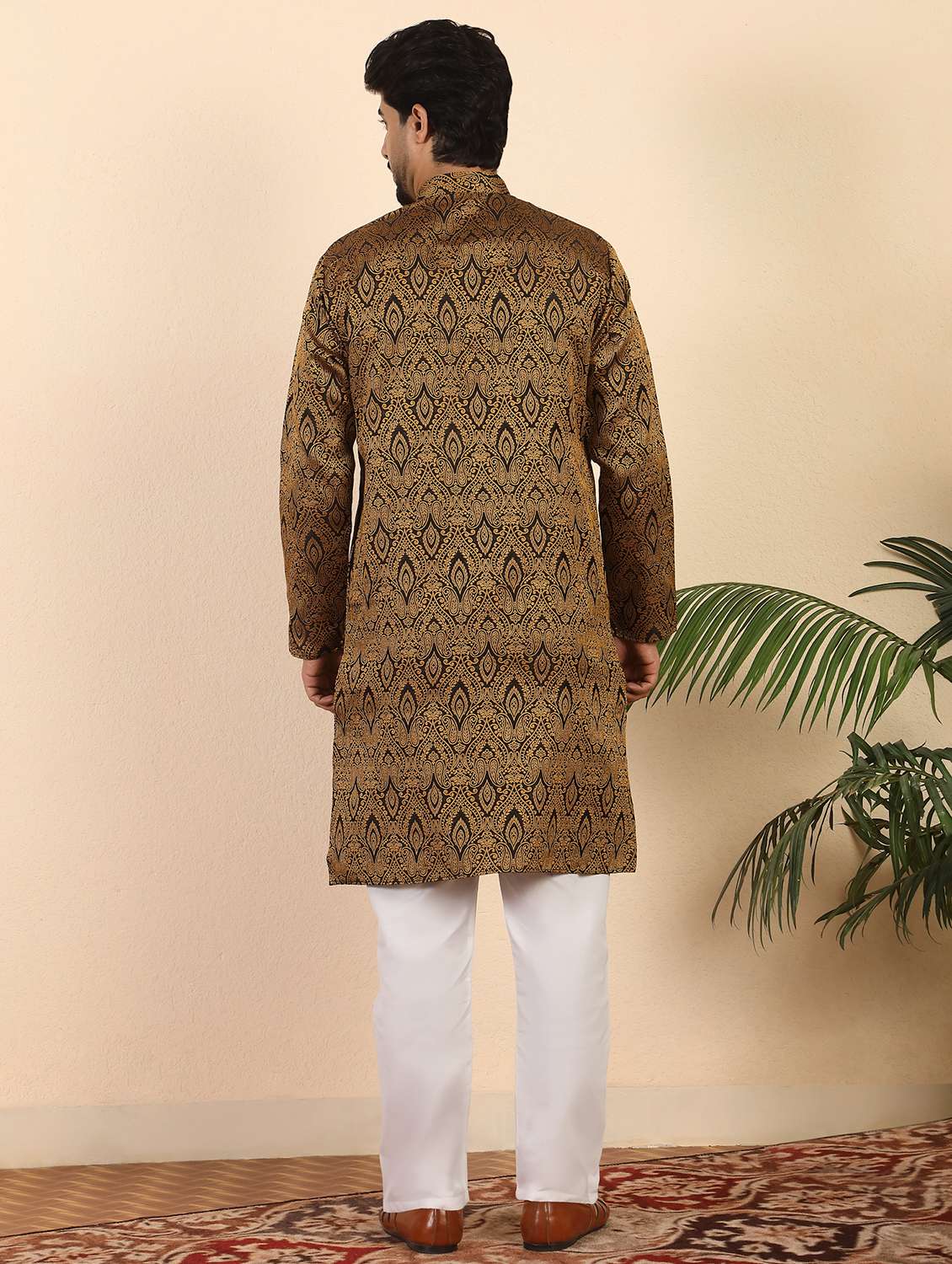 men self design mandarin neck long kurta - 22619279 -  Standard Image - 4