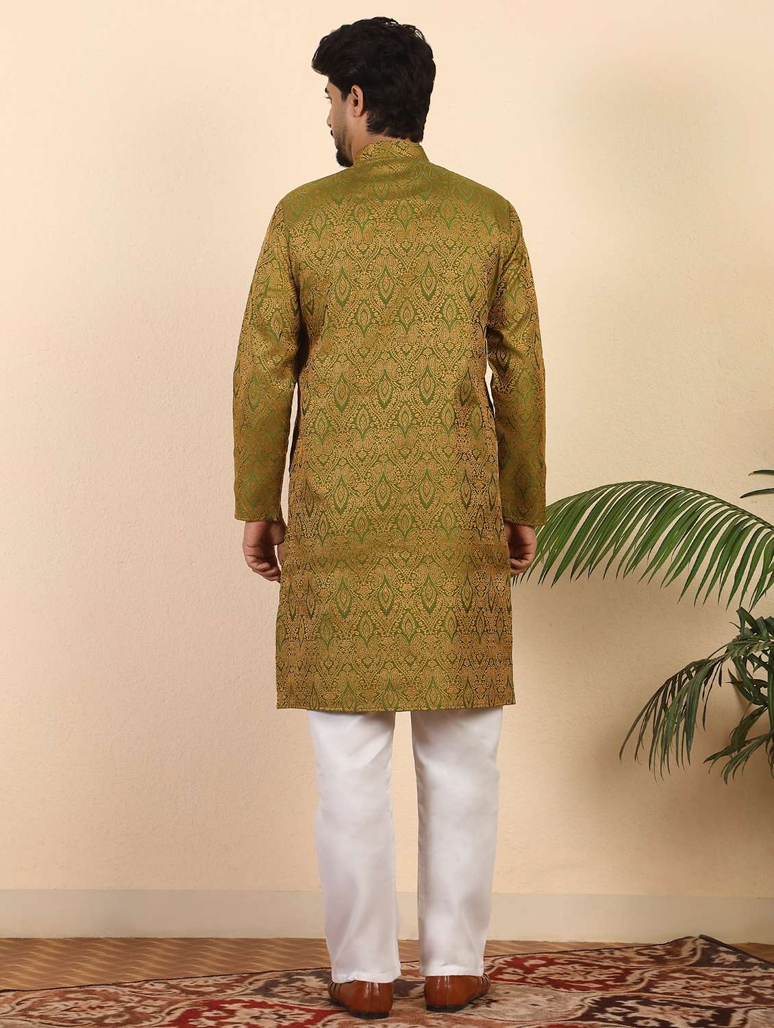men self design mandarin neck long kurta - 22619281 -  Standard Image - 4