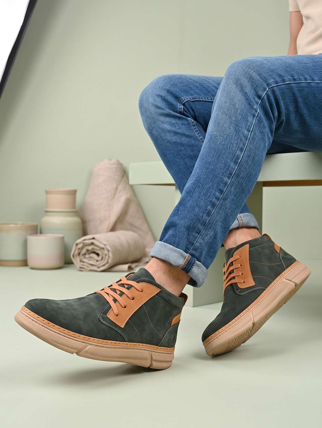 Men Colourblocked Lace Up Low Ankle Boots - 22619340 -  Standard Image - 4