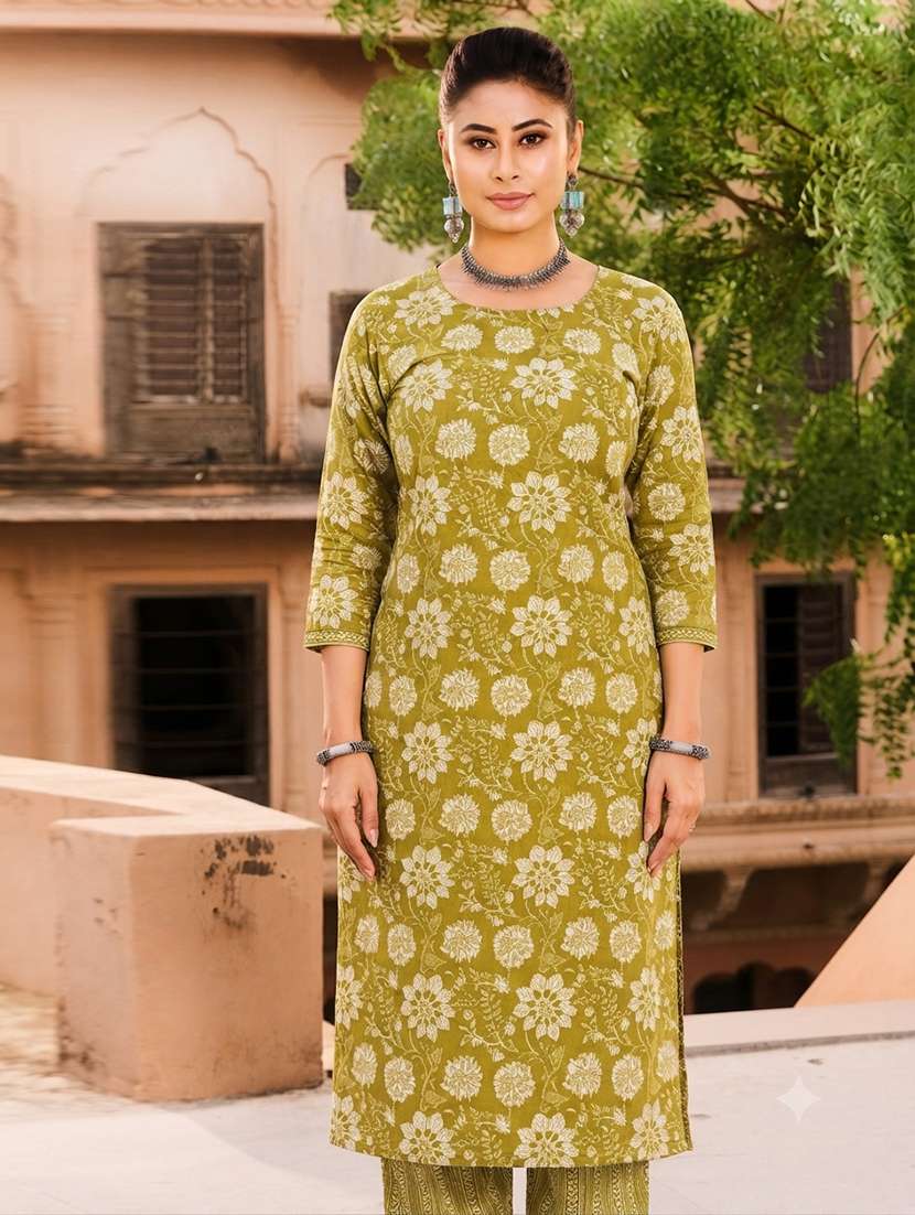 Women Printed Three Quarter Sleeves Kurta Pant Set With Dupatta - 22619356 -  Standard Image - 1