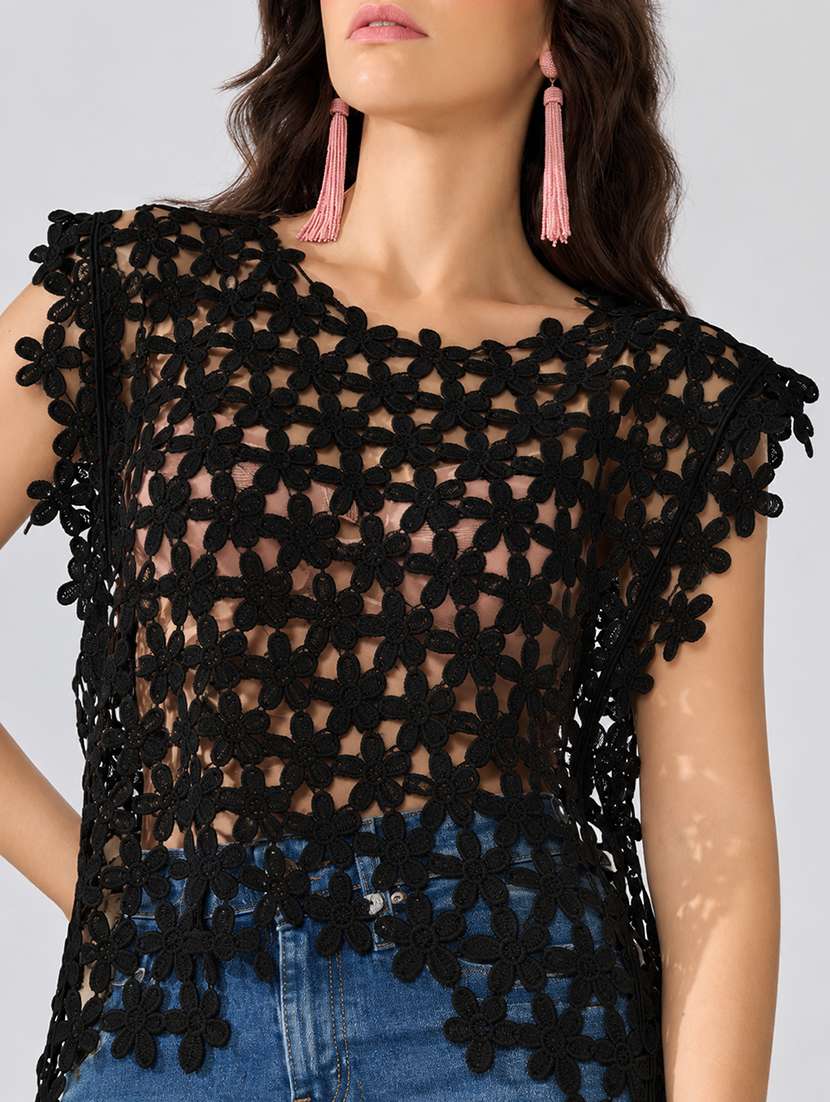 Women Self Design Sleeveless Regular Top - 22619434 -  Standard Image - 1