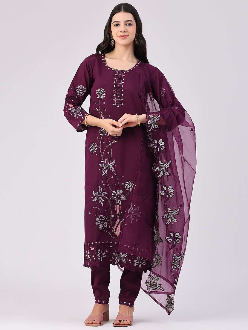 Women Embroidered Three Quarter Sleeve Kurta Pant With Dupatta Set - 22619545 -  Standard Image - 1