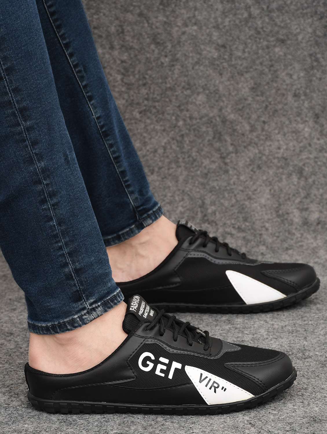 men printed slip on casual shoes - 22622119 -  Standard Image - 4
