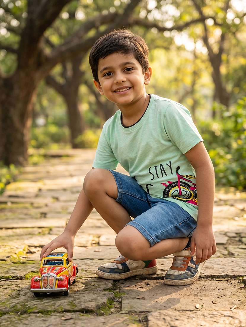 Boys Printed Short Sleeves Regular T-shirt - 22624851 -  Standard Image - 4