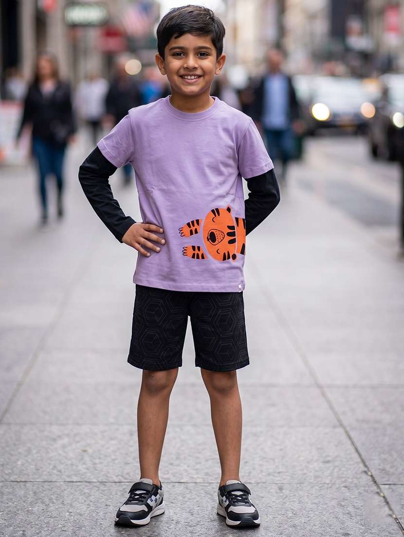 Boys Printed Short Sleeves Regular Fit T-shirt - 22624863 -  Standard Image - 4