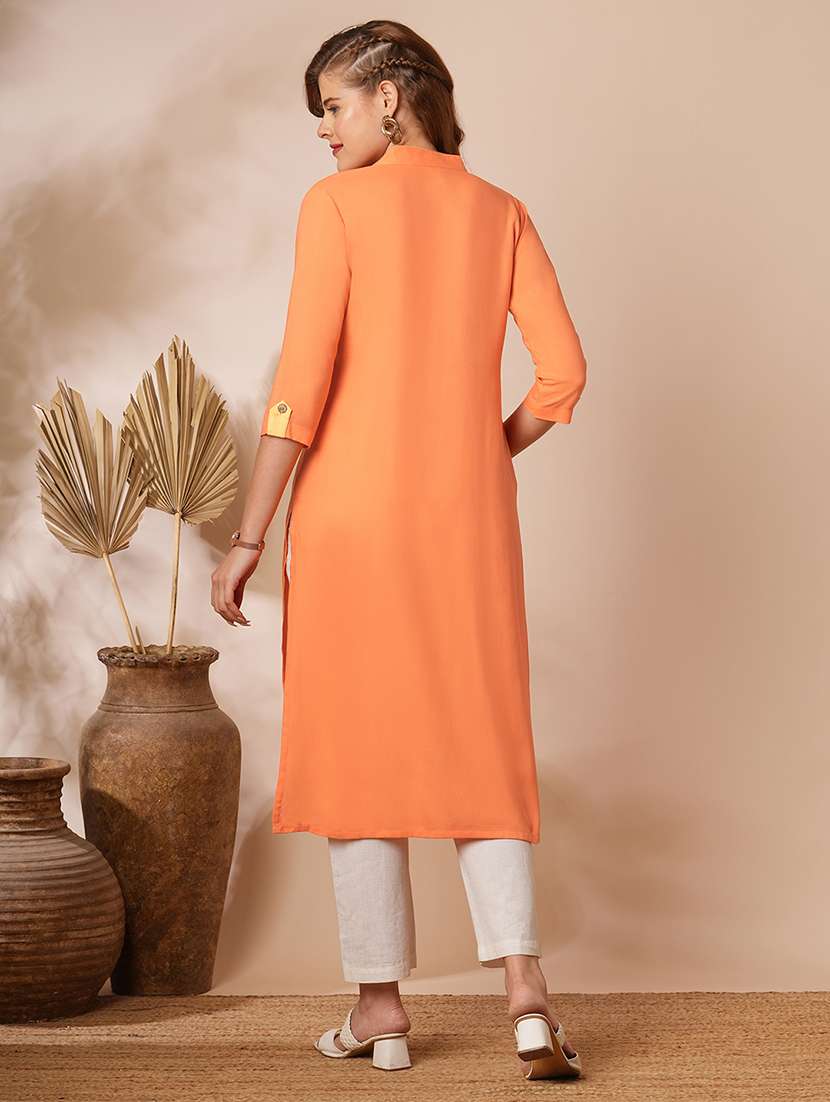 women solid three quarter sleeves straight kurta - 22625696 -  Standard Image - 4