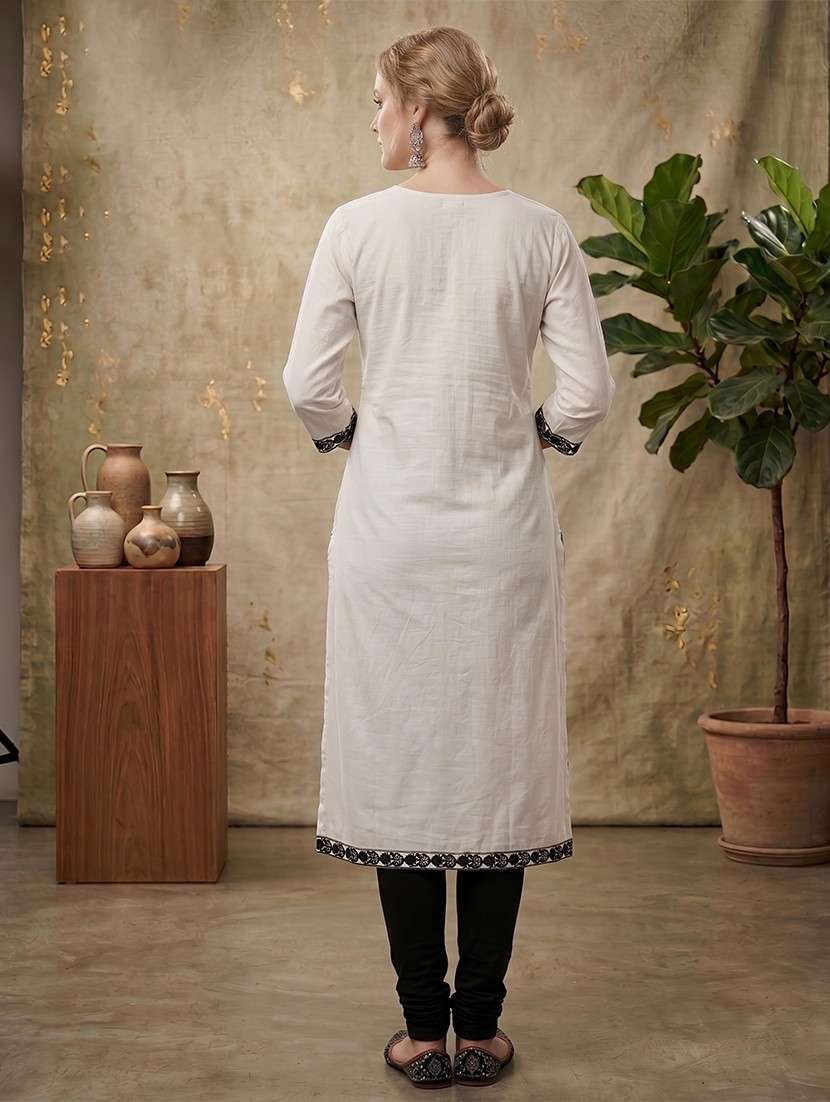Women Embroidered Three Quarter Sleeves Straight Kurta - 22625719 -  Standard Image - 4