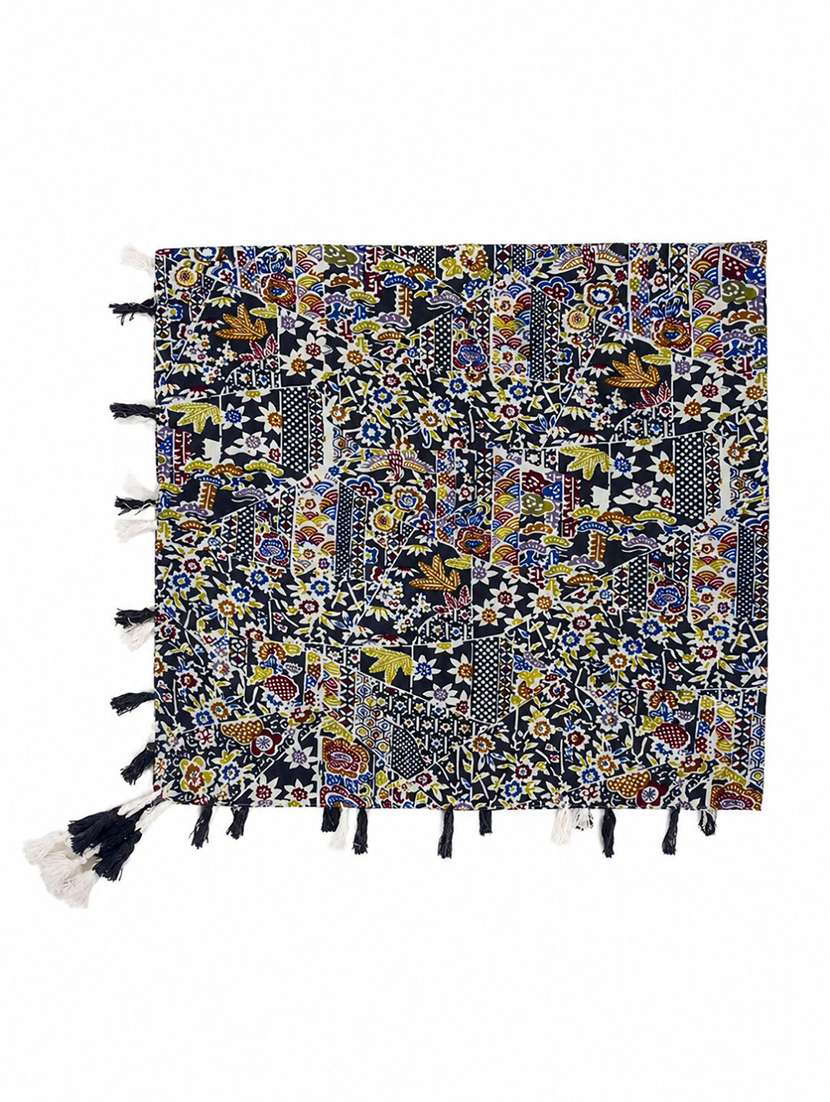 women printed scarf with tassels - 22625723 -  Standard Image - 4