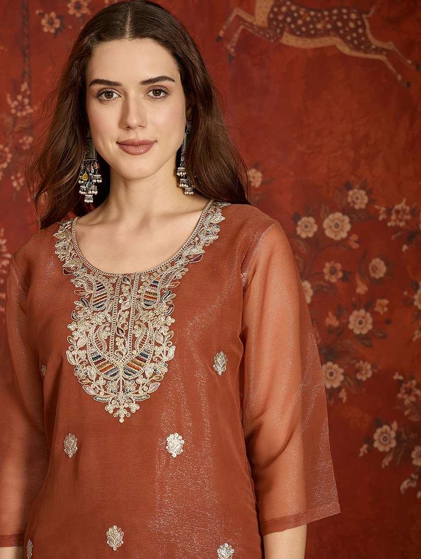 Women Embroidered Three Quarter Sleeves Kurta Pant Set With Dupatta - 22626445 -  Standard Image - 1