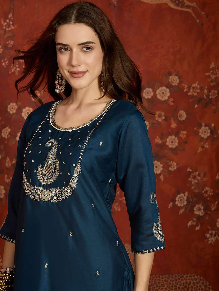 Women Embroidered Three Quarter Sleeve Kurta Pant With Dupatta Set - 22626447 -  Standard Image - 1