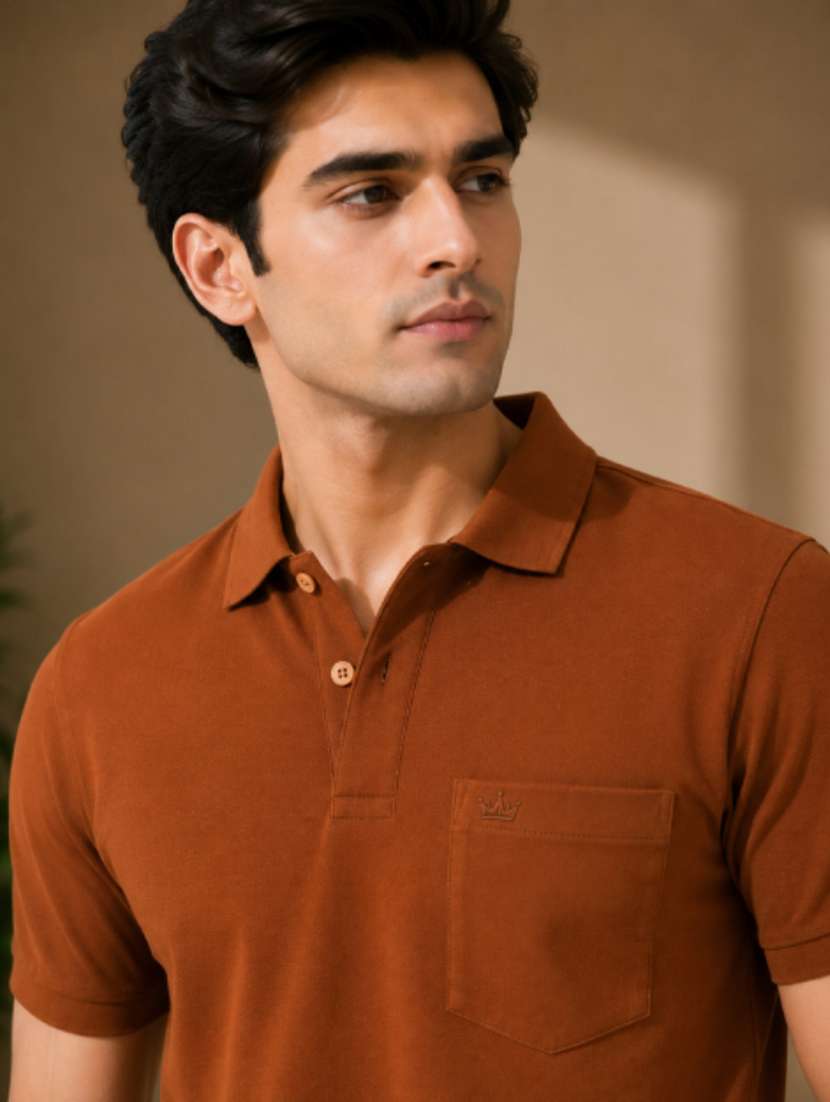 Men Solid Short Sleeves Polo T-shirt - 22626933 -  Standard Image - 1