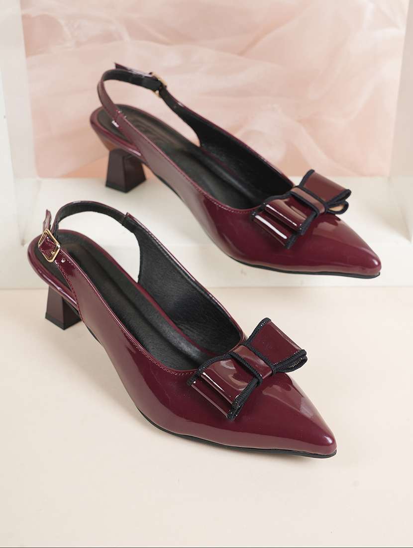 women solid back strap pointed sandal