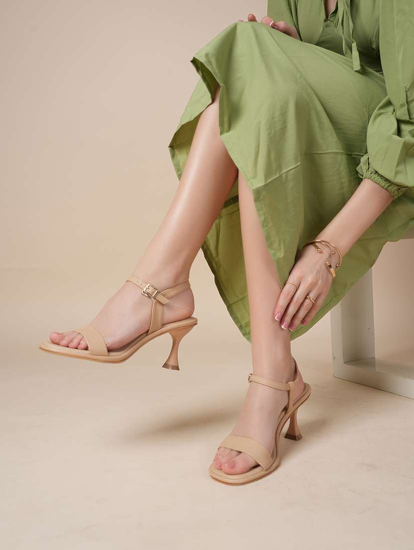 women textured ankle strap sandal