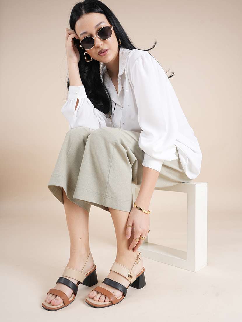 Women Colourblocked Back Strap Sandal - 22627522 -  Standard Image - 4