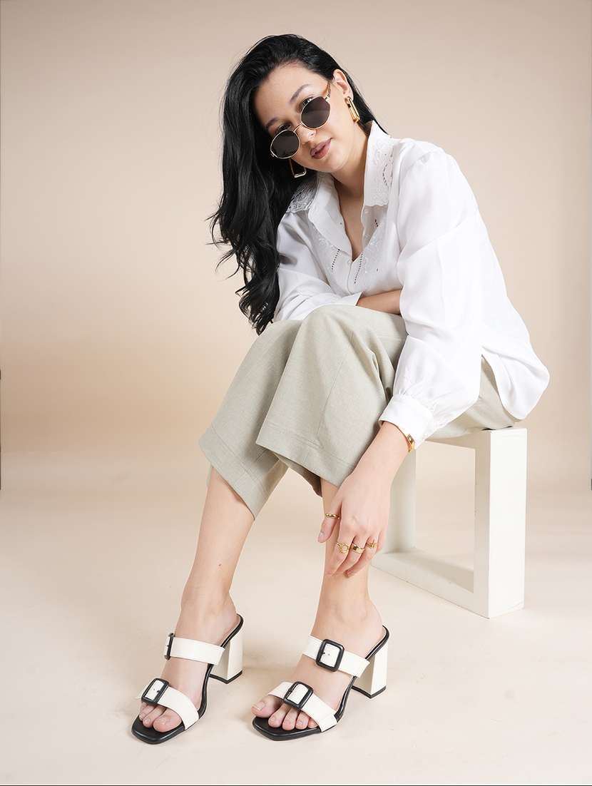 Women Solid Slip On Sandal - 22627525 -  Standard Image - 4