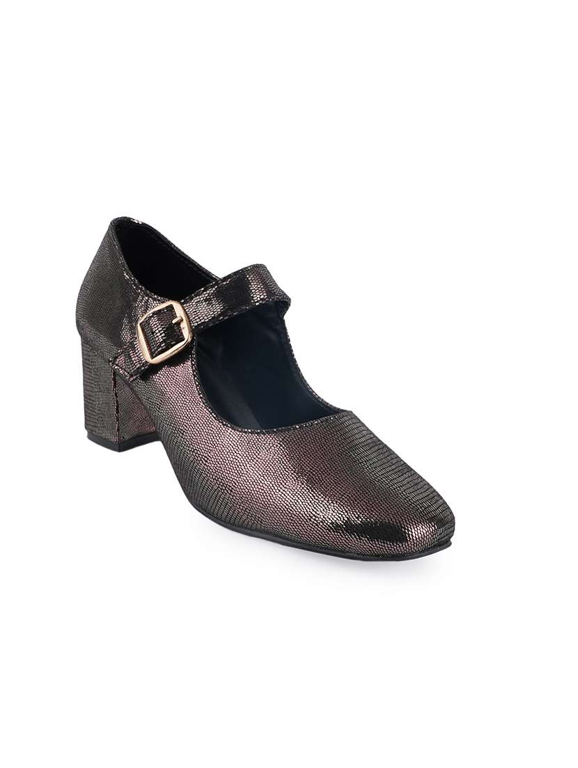 women textured ankle strap sandal