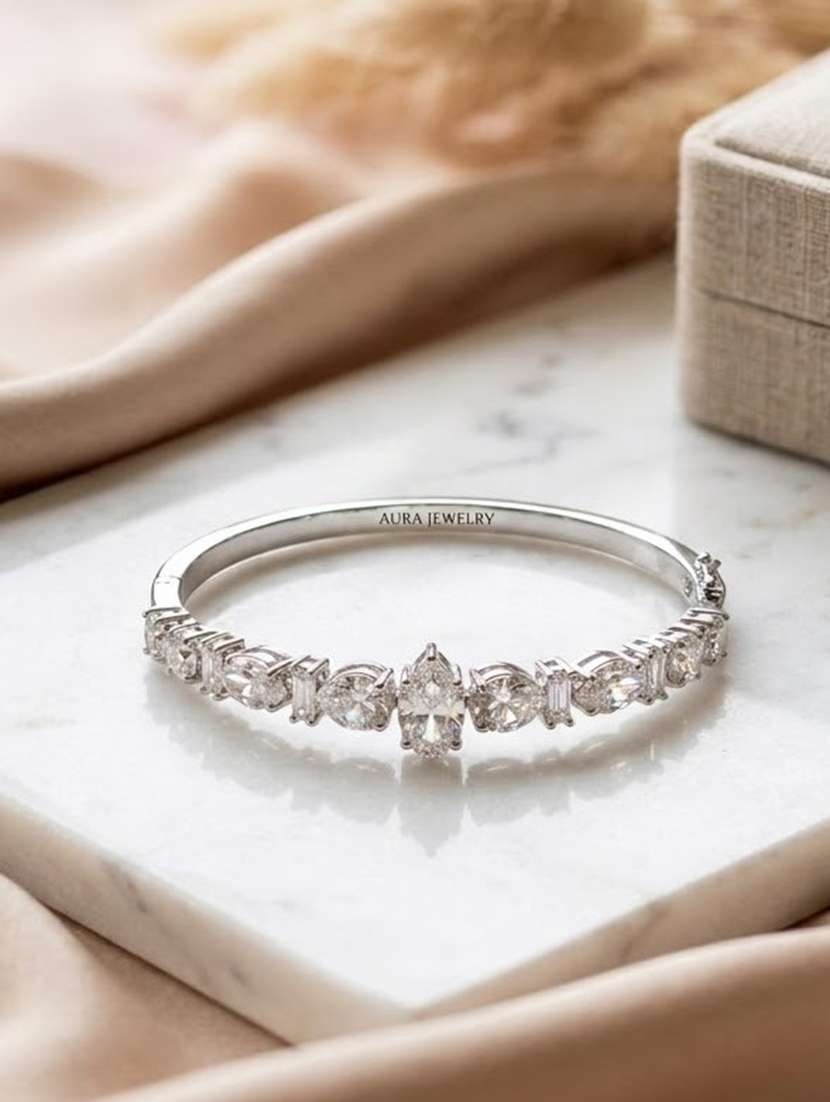 women shimmering white rhodium bracelet