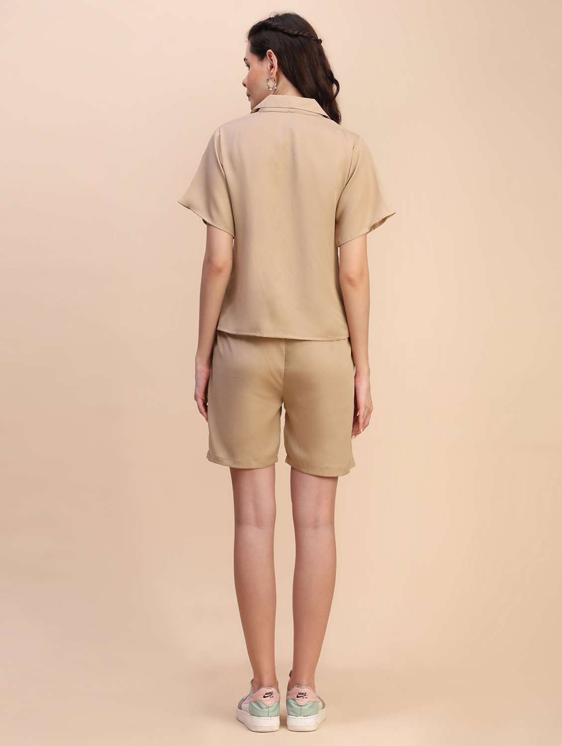 Women Solid Short Sleeves Shirt And Shorts Set - 22635425 -  Standard Image - 4