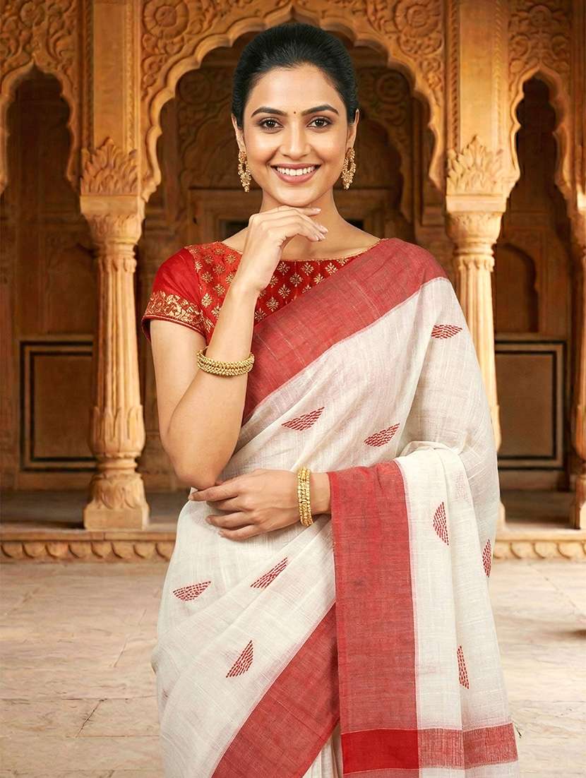 women self design handloom saree with blouse - 22637712 -  Standard Image - 1
