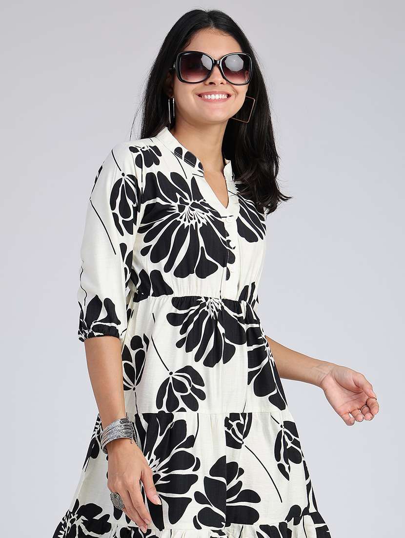 Women Printed Three Quarter Sleeves Tiered Dress - 22638071 -  Standard Image - 1