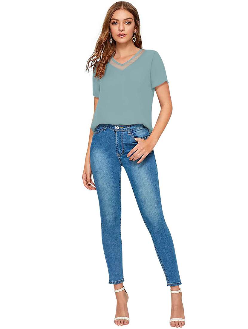 Women Solid V Neck Regular Fit Top - 22639183 -  Standard Image - 4