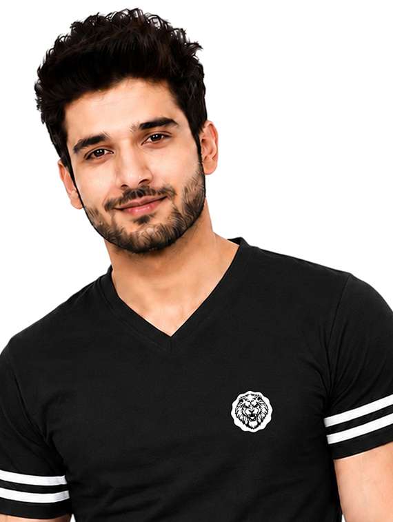Men Striped Short Sleeve Slim Fit T-shirt - 22639396 -  Standard Image - 1