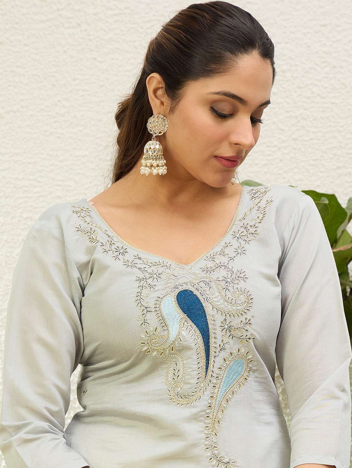 women solid with work three quarter sleeve straight kurta - 22639731 -  Standard Image - 1