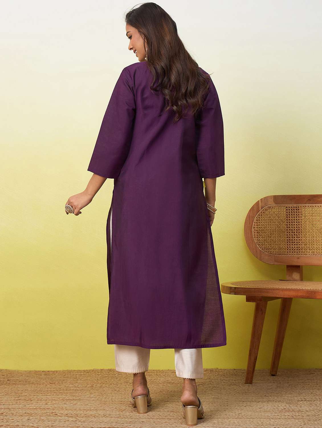 women solid with work three quarter sleeve straight kurta - 22639736 -  Standard Image - 4