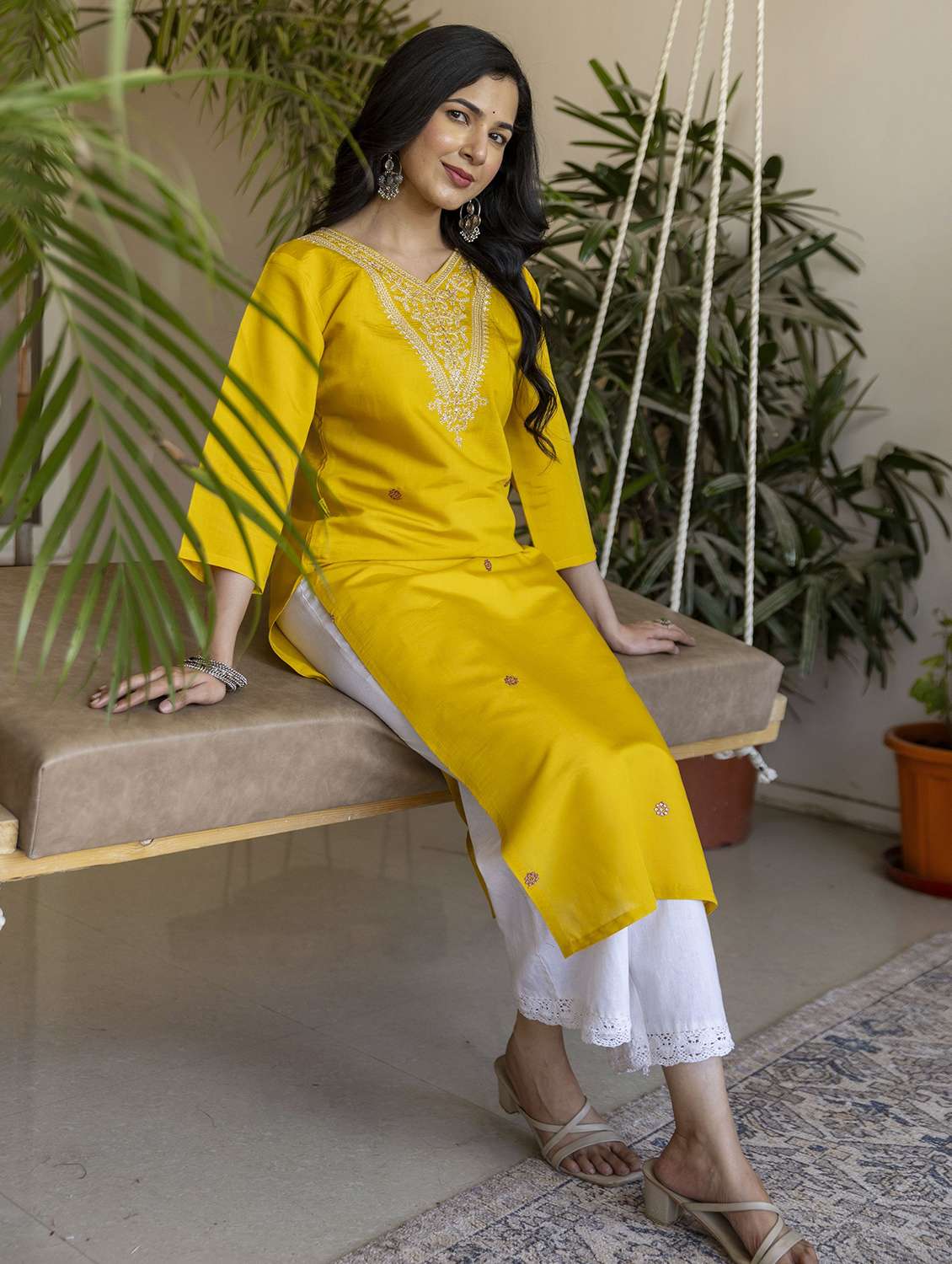 women solid with work three quarter sleeve straight kurta - 22639741 -  Standard Image - 4