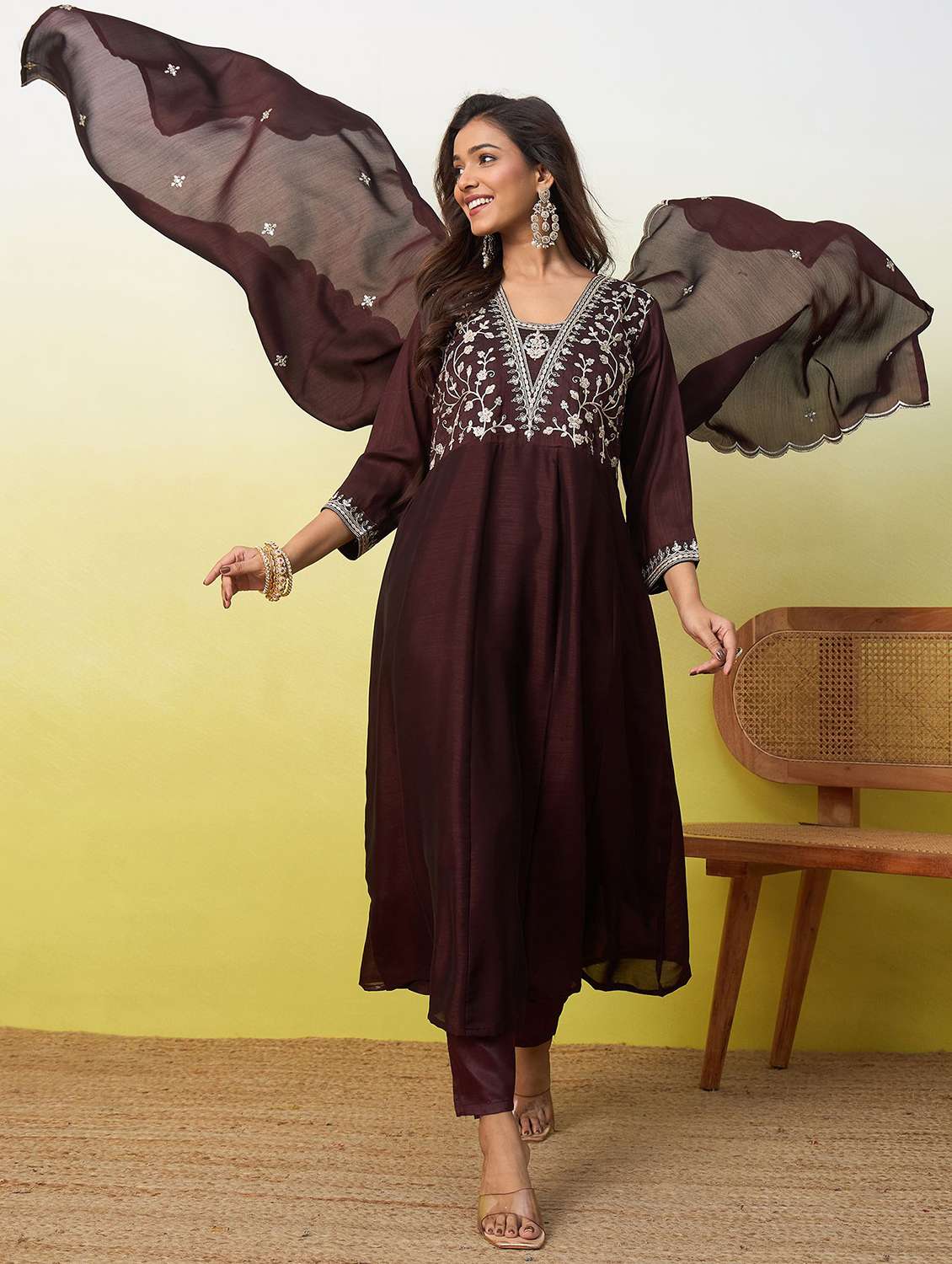 Women Embroidered Three Quarter Sleeves Kurta Pant Set With Dupatta - 22639771 -  Standard Image - 4