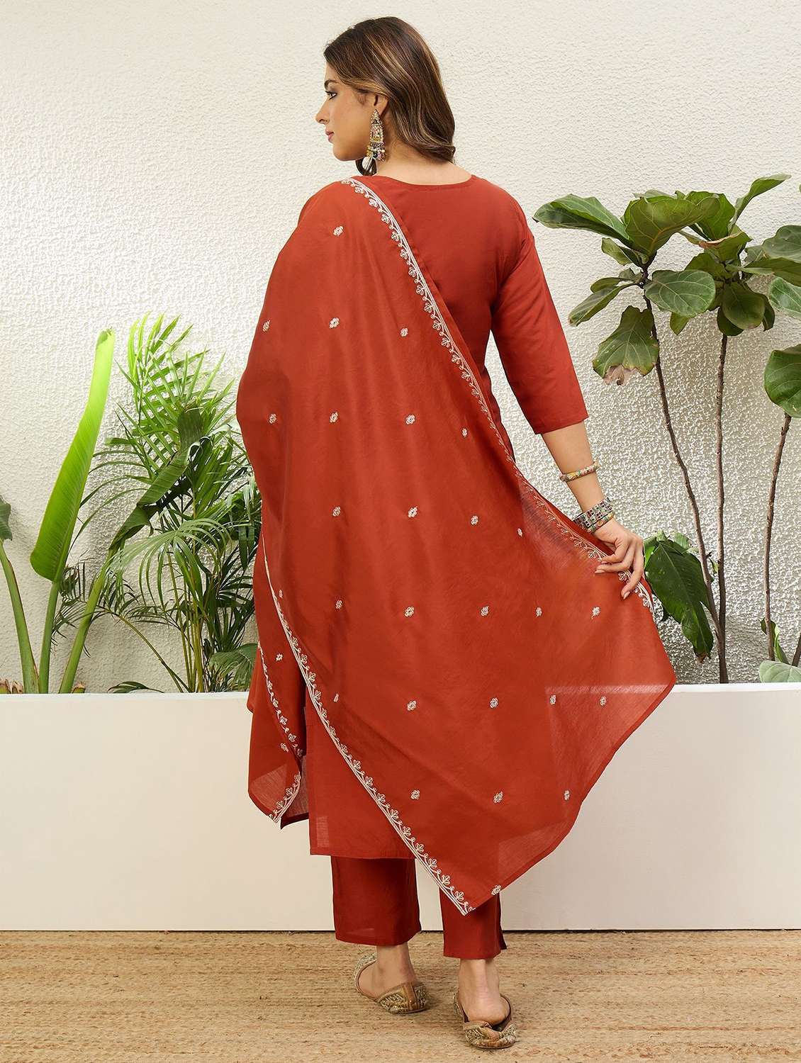 Women Embroidered Three Quarter Sleeves Kurta Pant Set With Dupatta - 22639779 -  Standard Image - 4