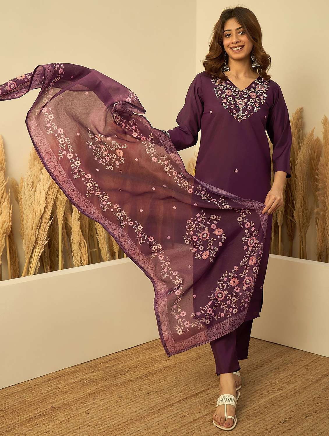women embroidered three quarter sleeves kurta pant set with dupatta - 22639797 -  Standard Image - 4