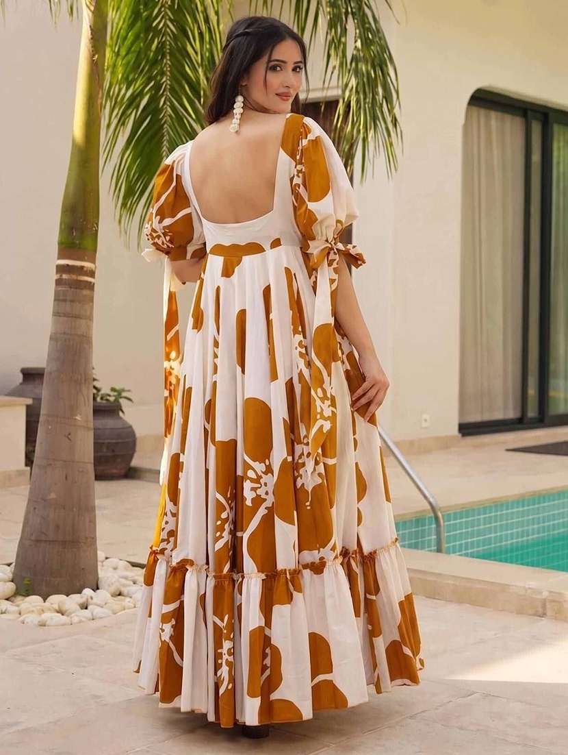 women printed puff sleeves tiered dress - 22640386 -  Standard Image - 4