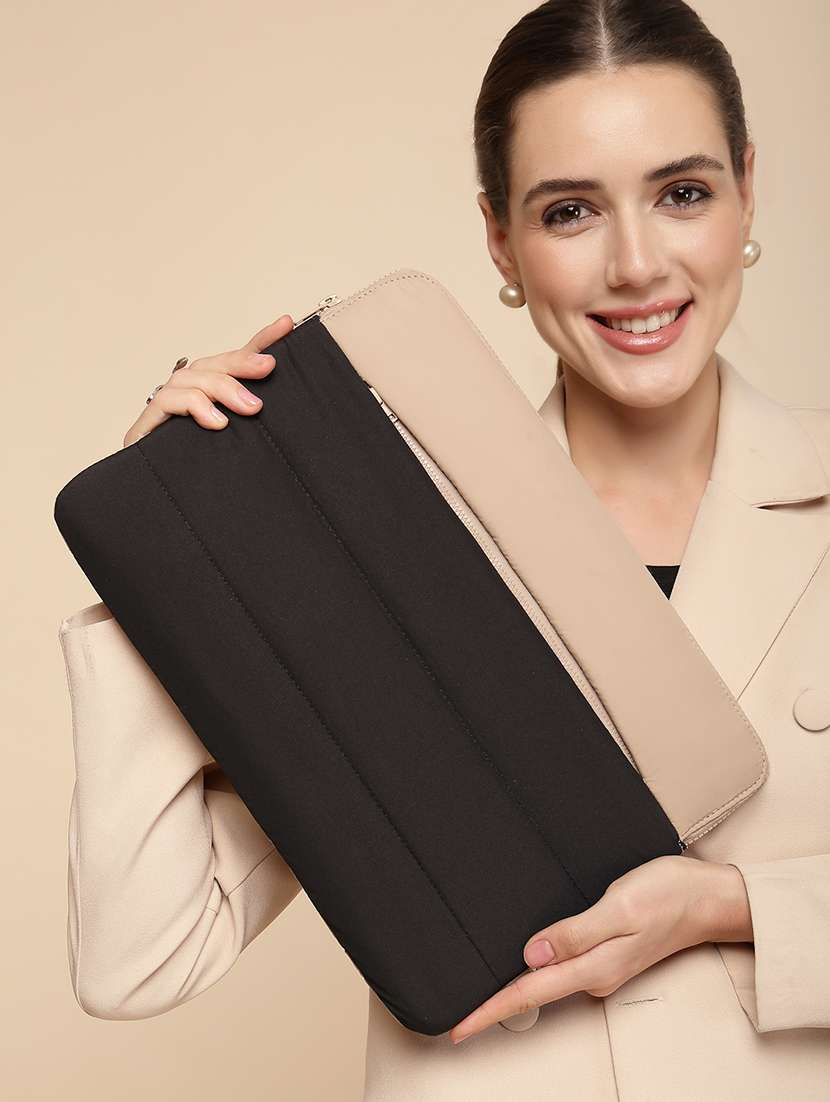 Black Polyester Zip Laptop Sleeve - 22642551 -  Standard Image - 4