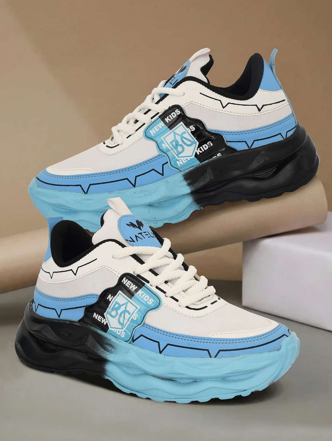 men colourblocked lace up sneaker
