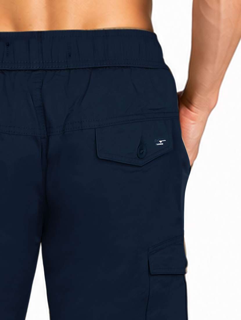 men solid mid rise regular fit cargo shorts - 22658359 -  Standard Image - 4