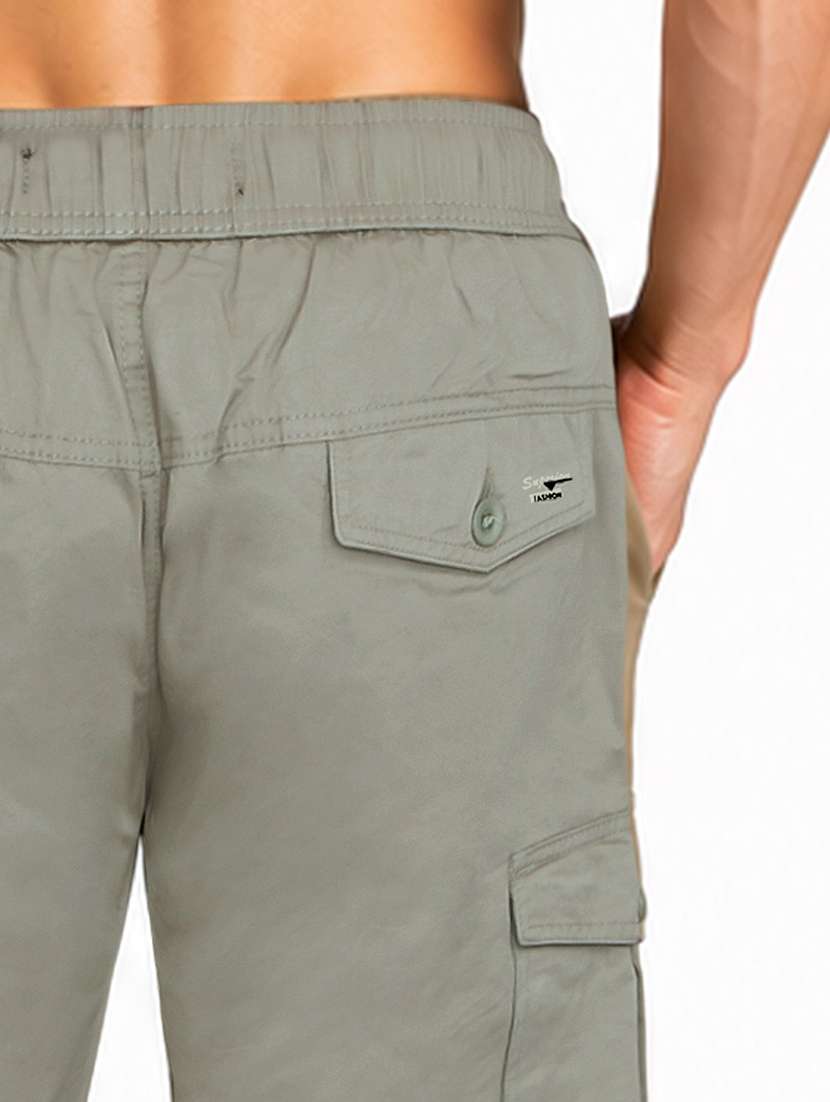 men solid mid rise regular fit cargo shorts - 22658363 -  Standard Image - 4