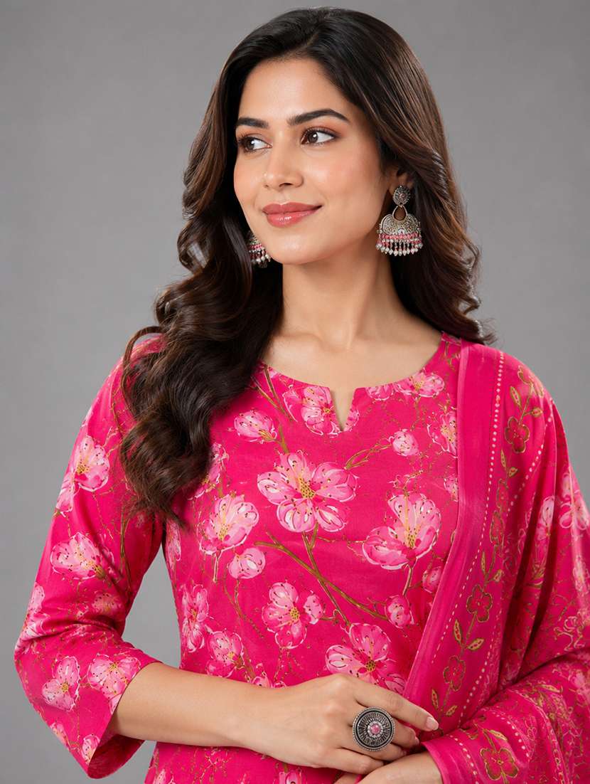 Women Floral Three Quarter Sleeve Kurta Pant With Dupatta Set - 22658444 -  Standard Image - 1