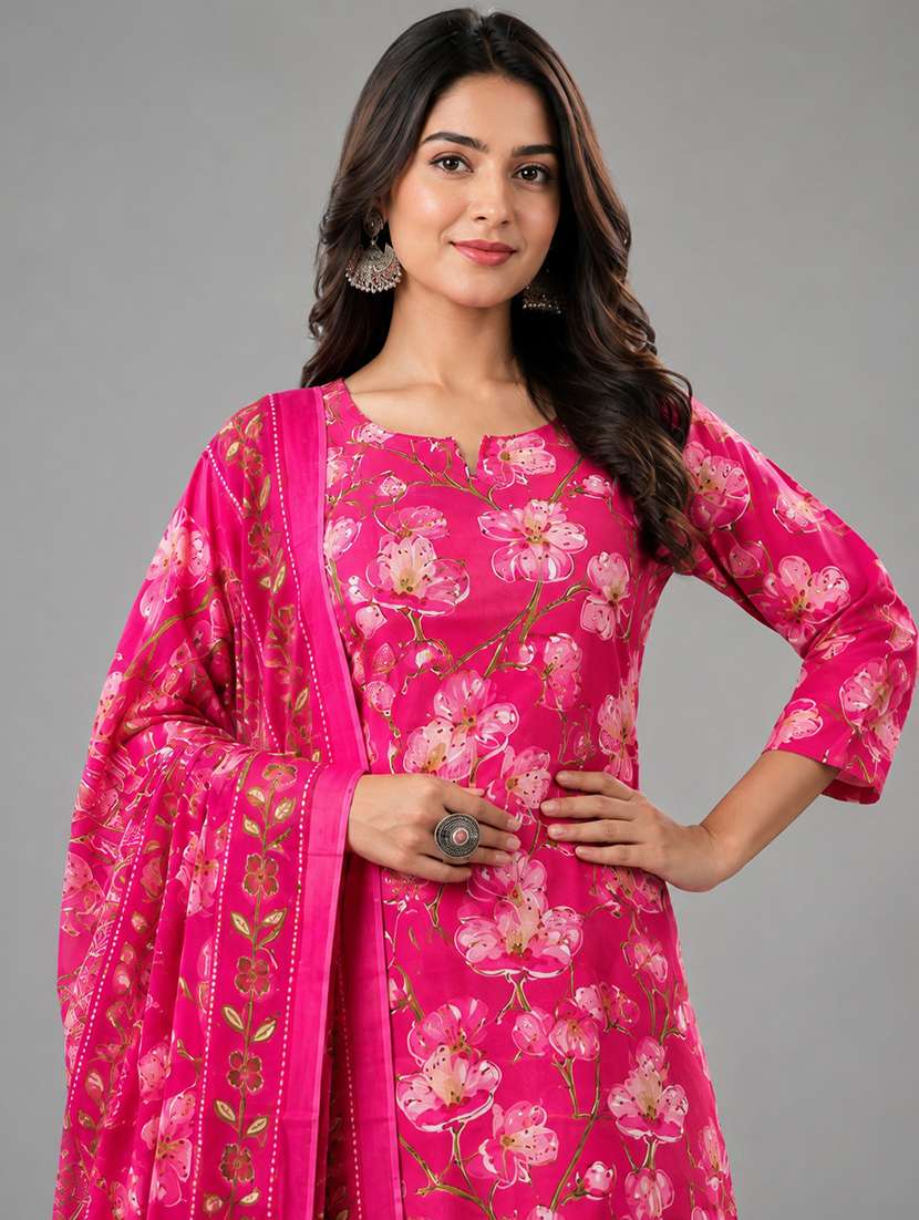 Women Floral Three Quarter Sleeve Kurta Pant With Dupatta Set - 22658444 -  Standard Image - 4
