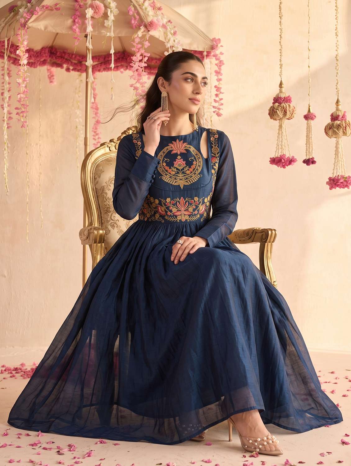 Women Embroidered Long Sleeves Anarkali Dress - 22658512 -  Standard Image - 4