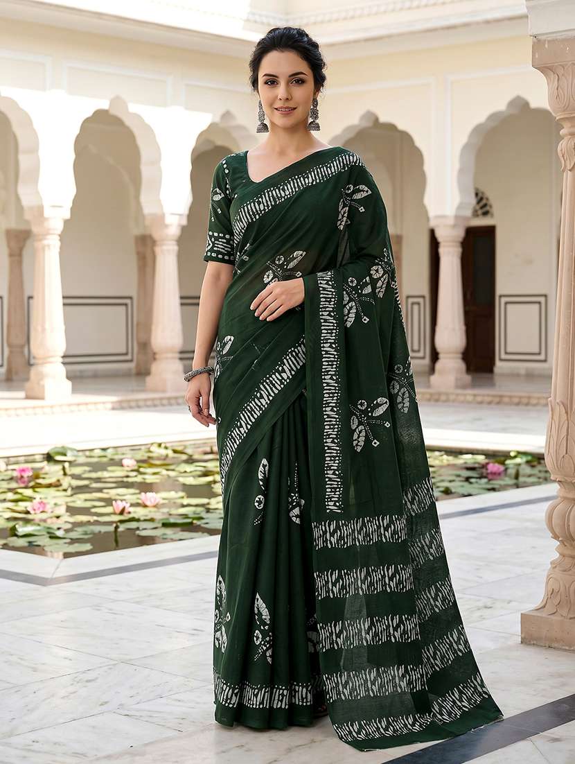 women printed casual wear saree with blouse