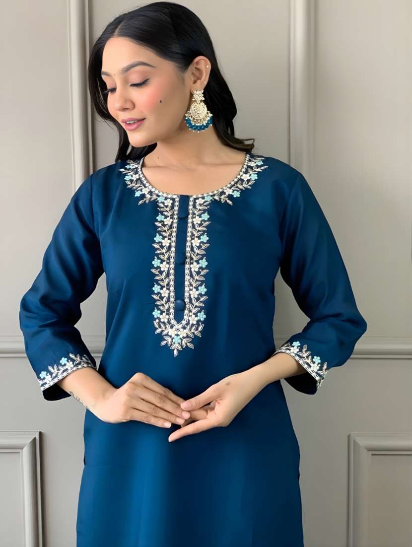 Women Embroidered Three Quarter Sleeves Kurta Pant Set With Dupatta - 22658834 -  Standard Image - 1