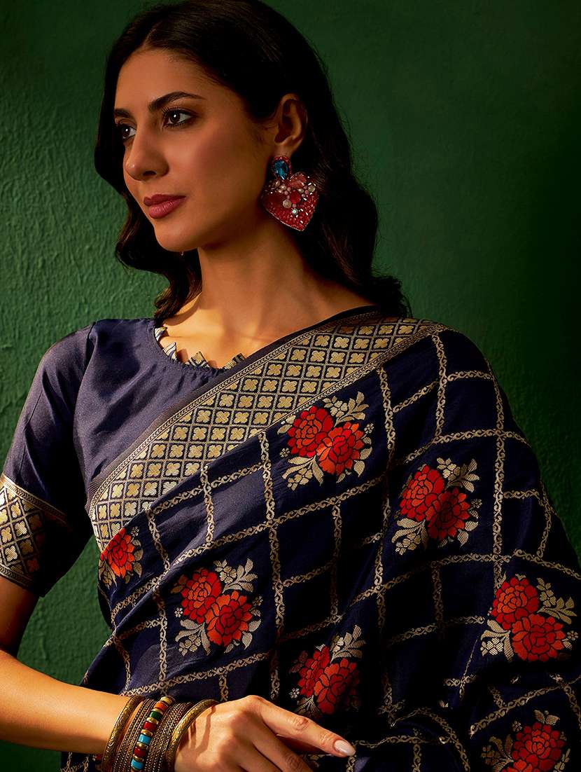 Women Self Design Banarasi Saree With Blouse - 22660327 -  Standard Image - 1